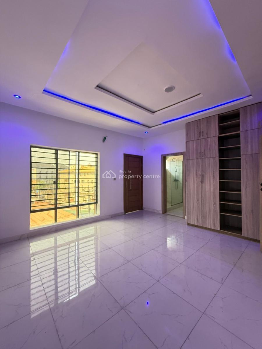 4 bedroom terraced duplex for sale
