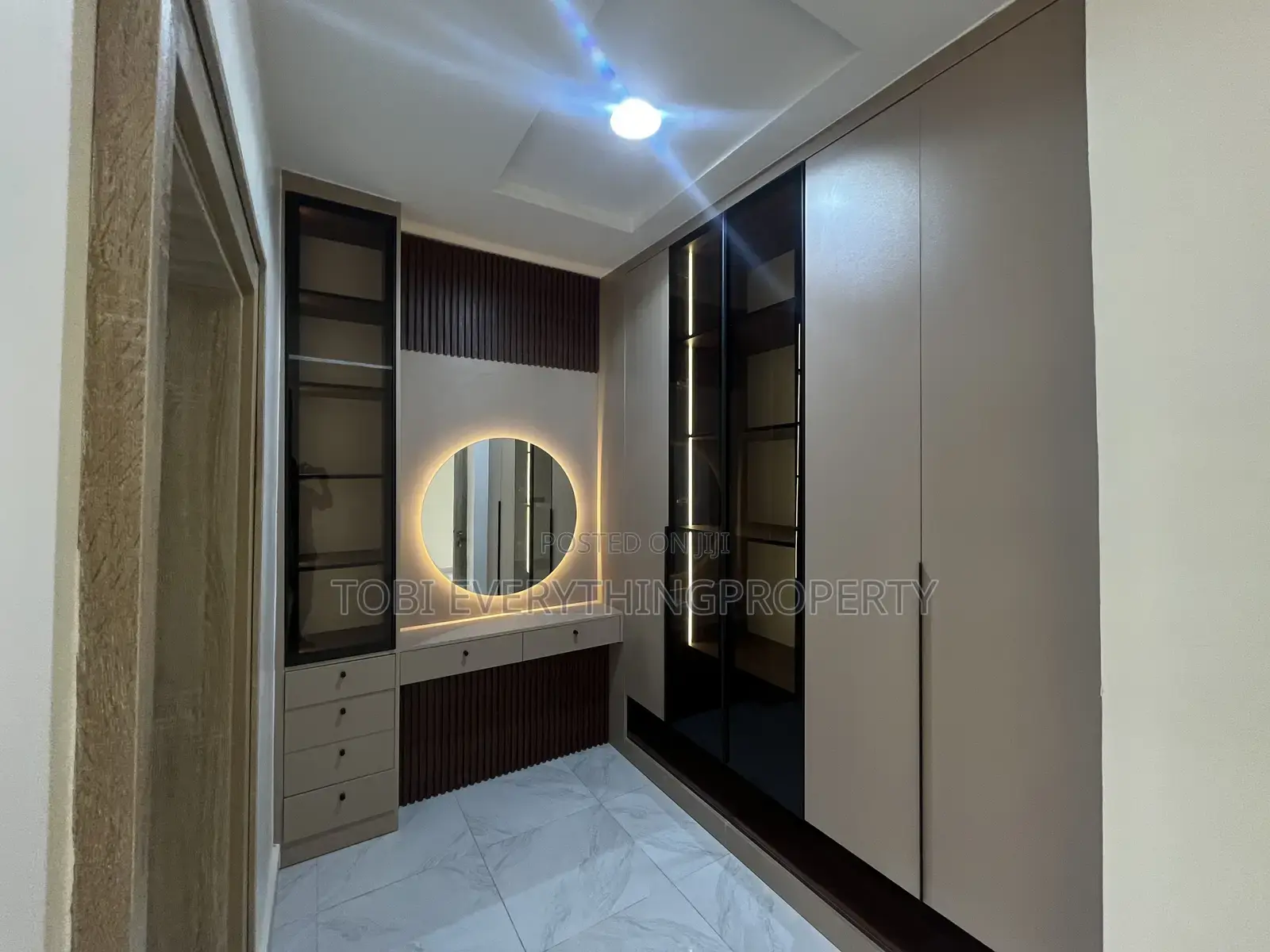 4bdrm Townhouse/Terrace in Zone 4 / Wuse for sale