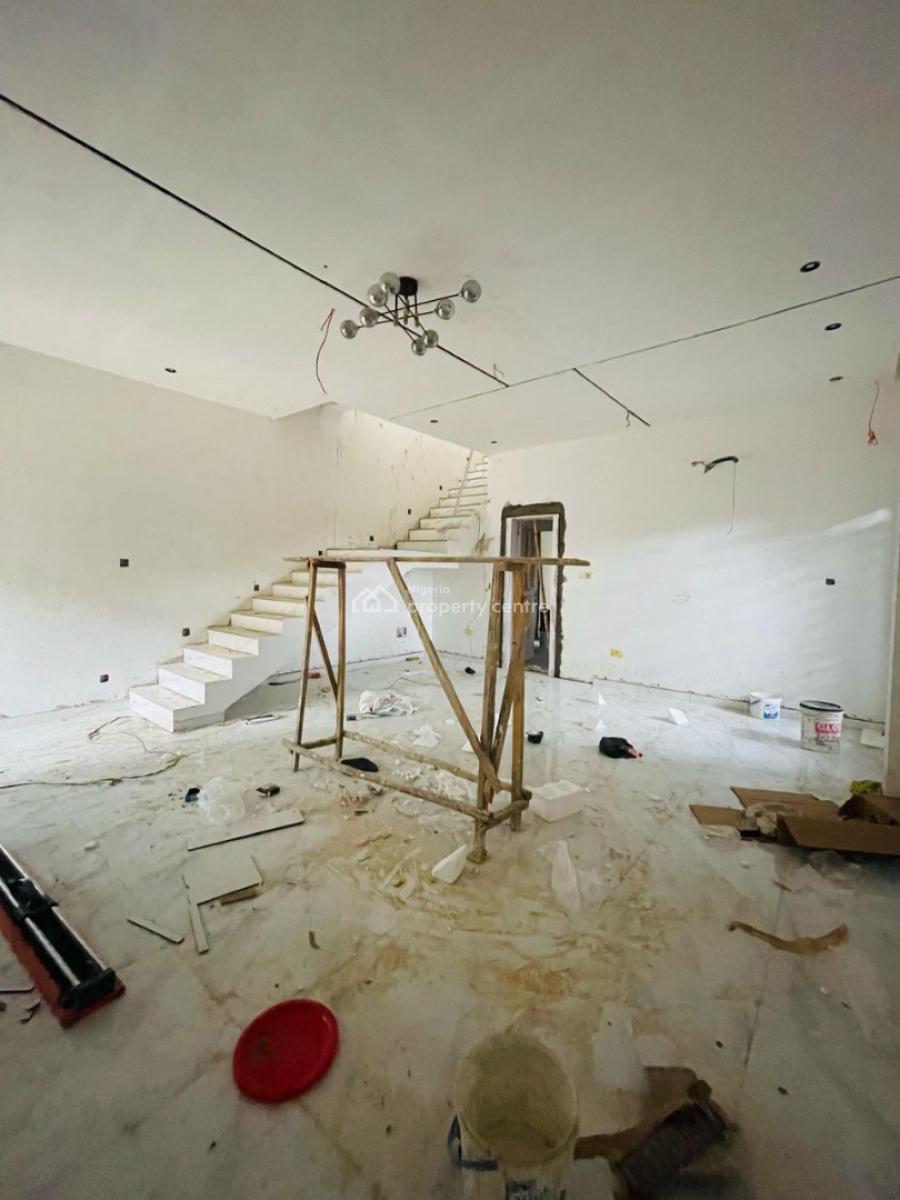 4 bedroom semi-detached duplex for sale