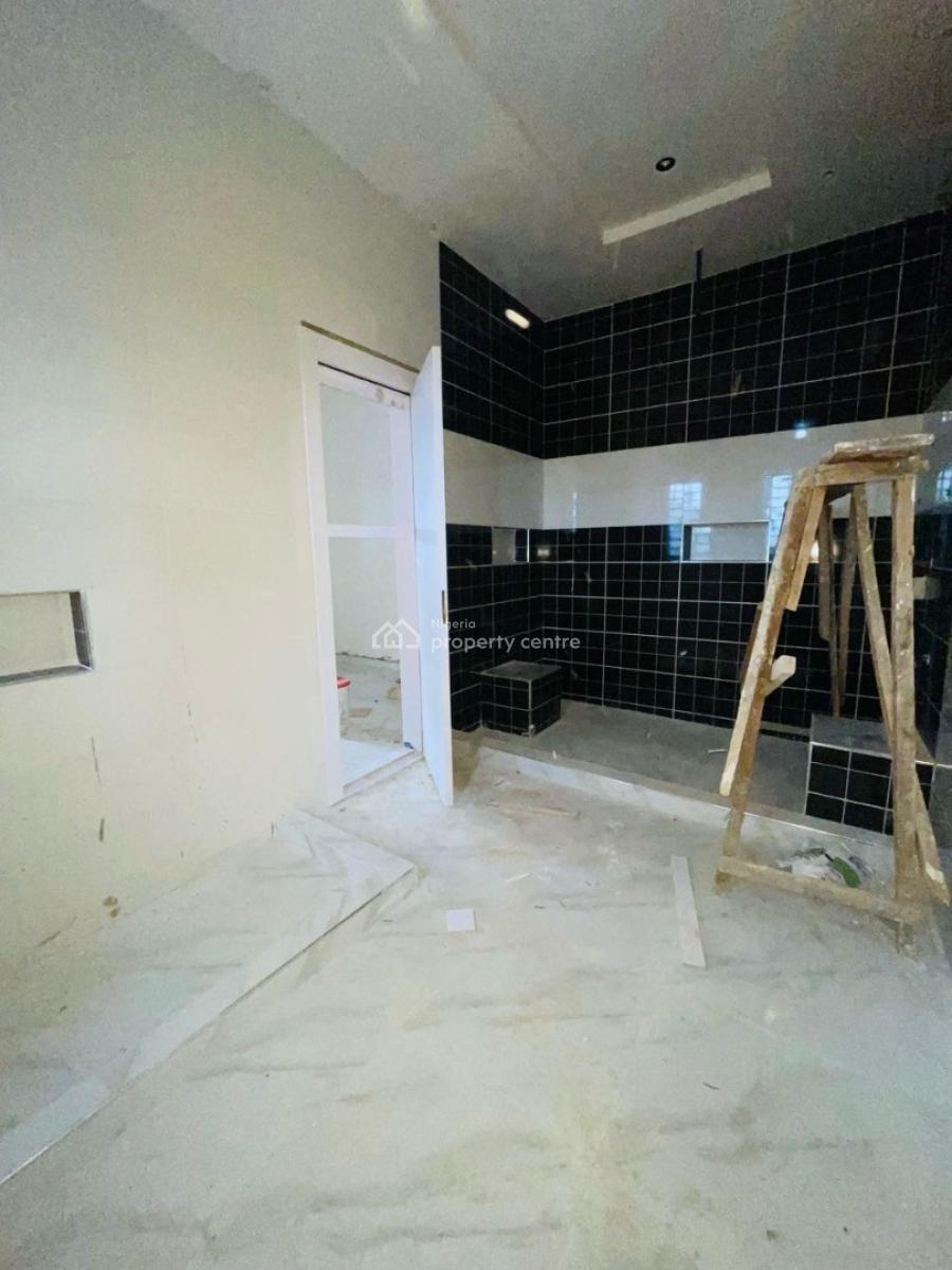 4 bedroom semi-detached duplex for sale