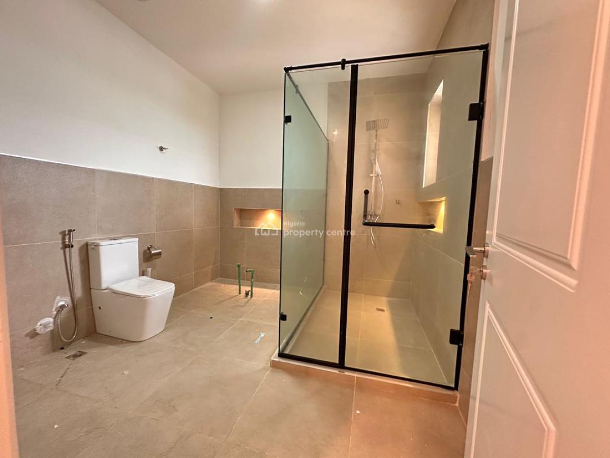 4 bedroom semi-detached duplex for sale