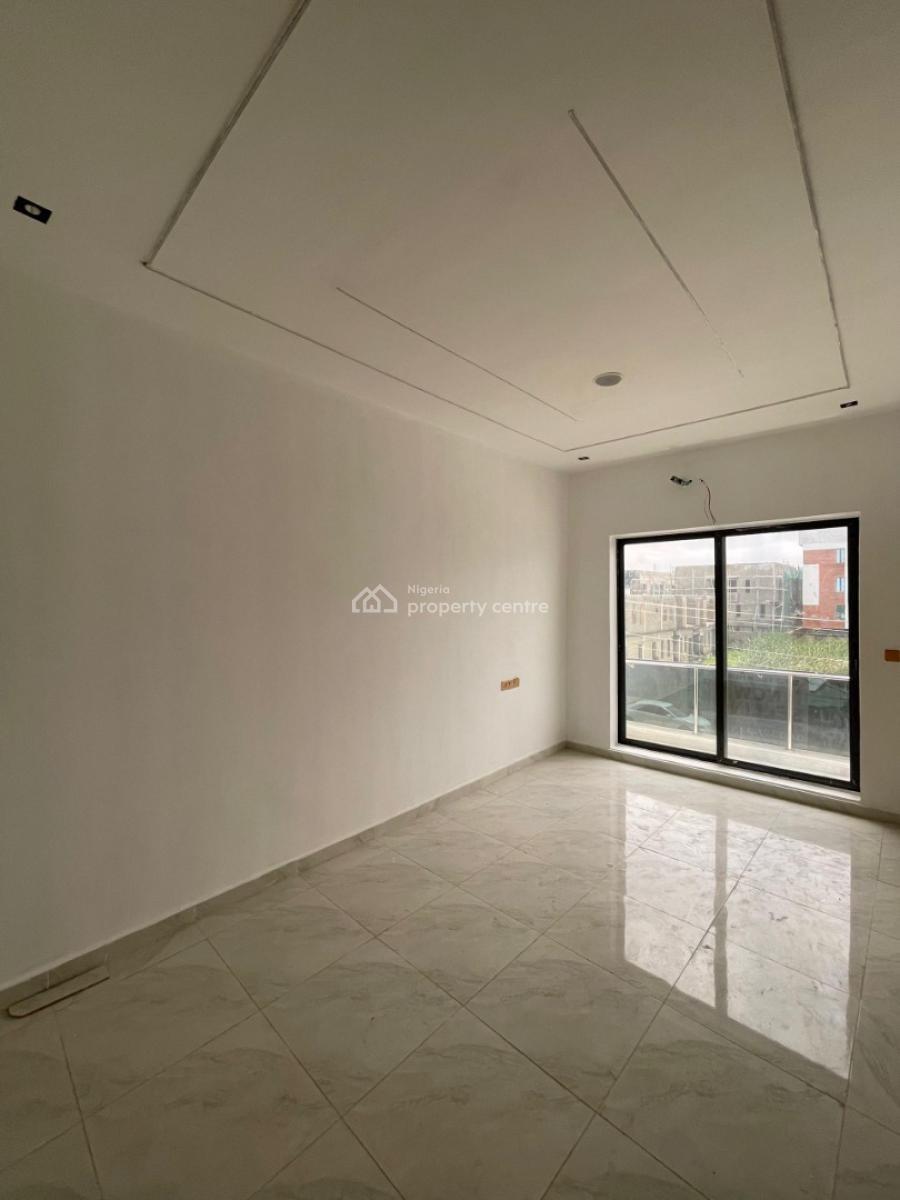 4 bedroom terraced duplex for sale
