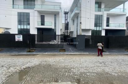 Ultra-luxurious 5-bedroom Fully-detached Duplex With Swimming Pool