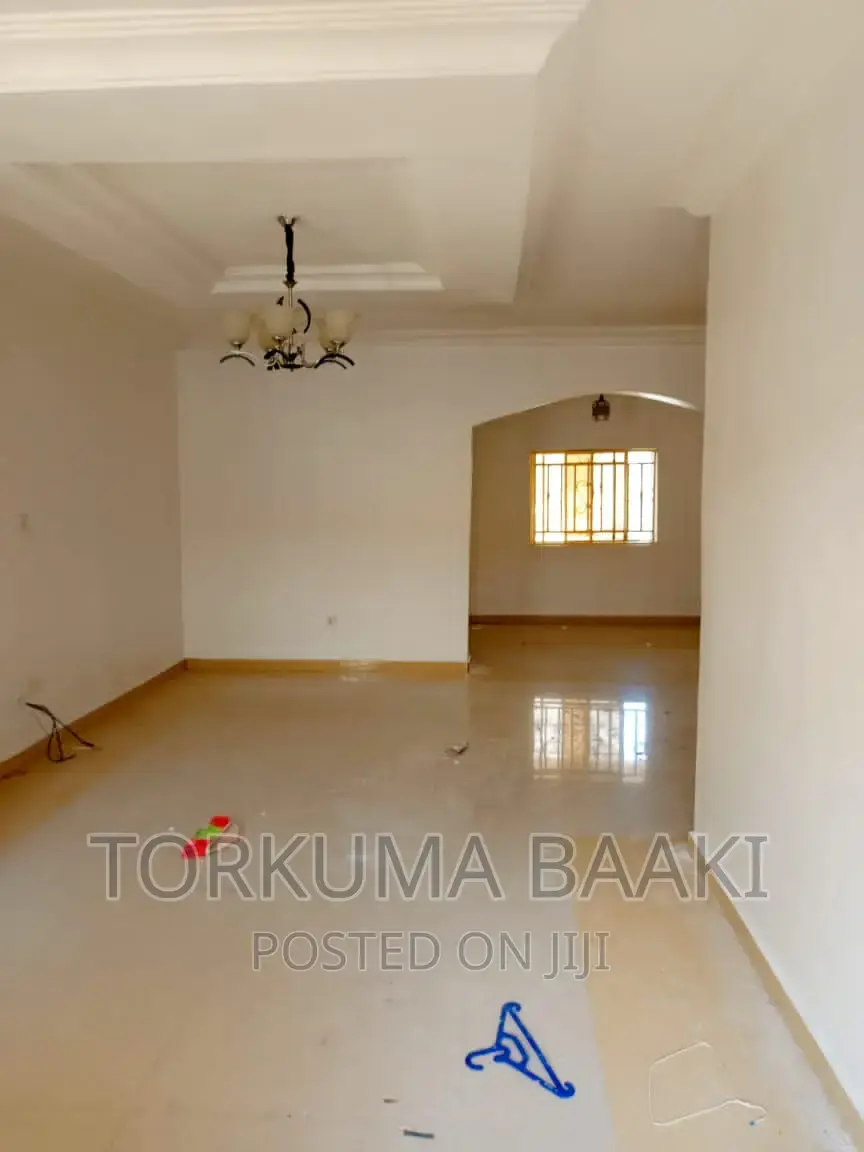 2bdrm Block of Flats in Gwarinpa for rent