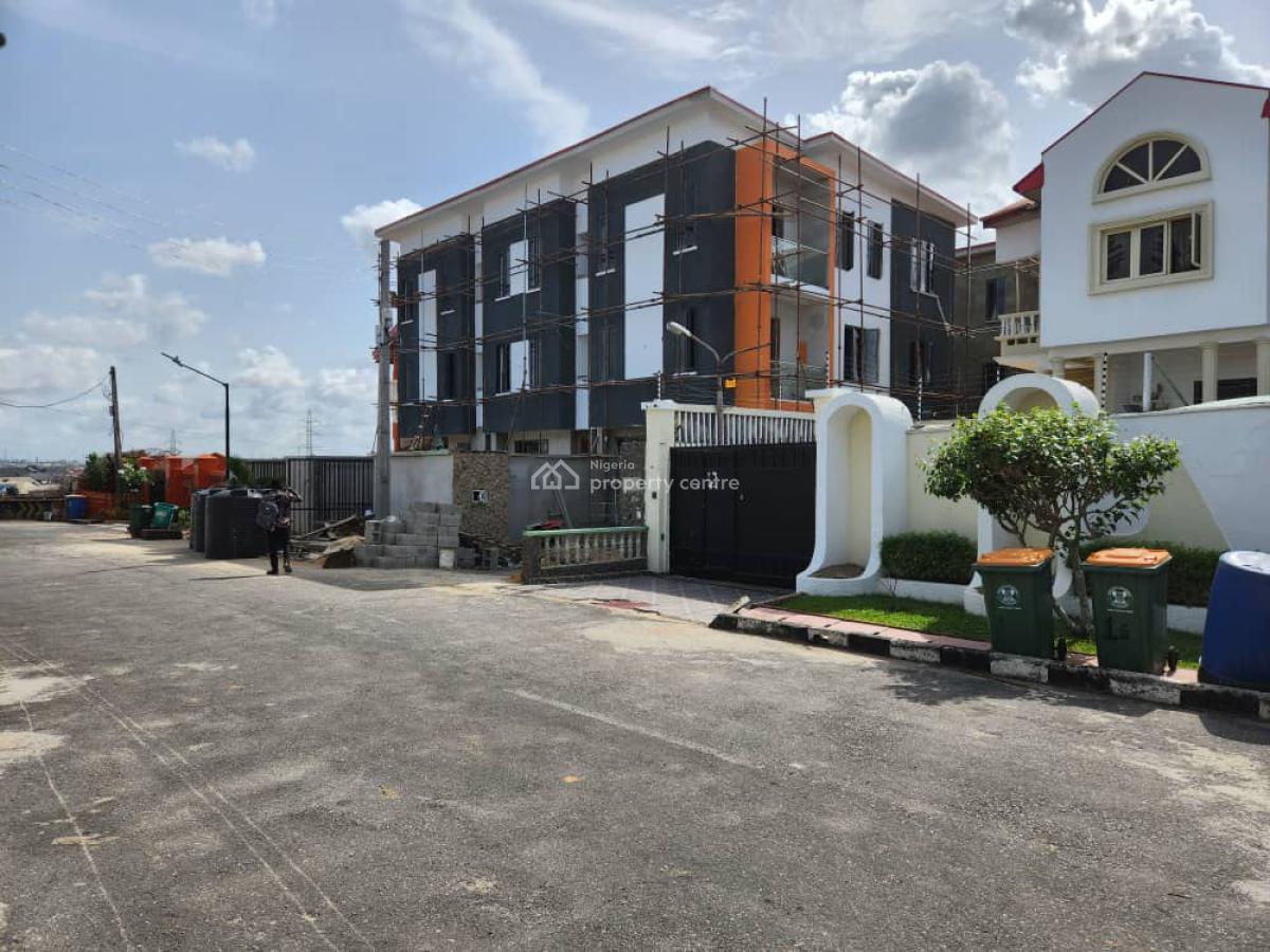4 bedroom terraced duplex for sale