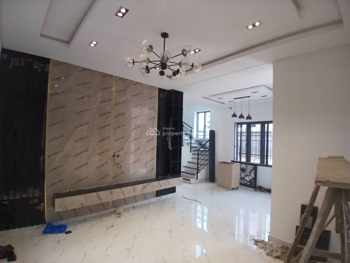 4 bedroom terraced duplex for sale