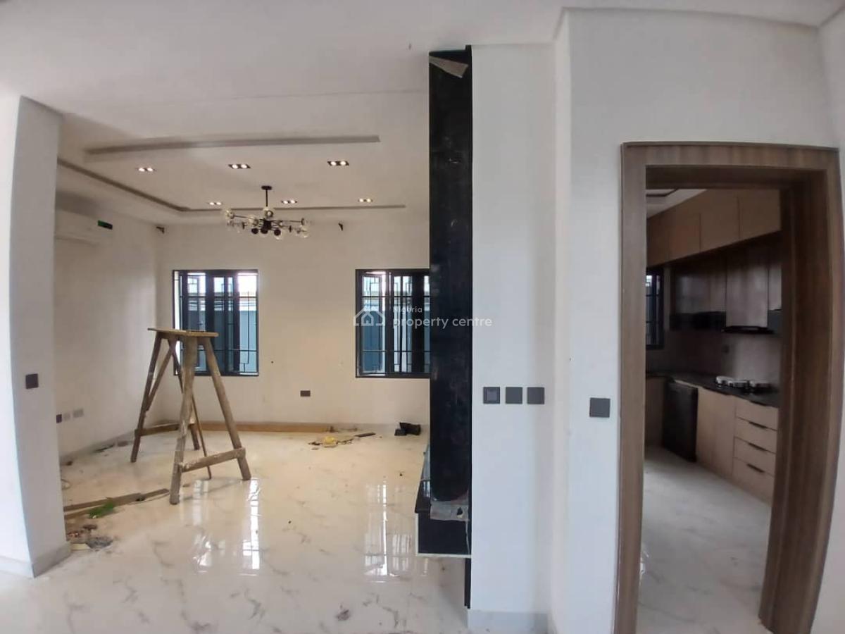 4 bedroom terraced duplex for sale