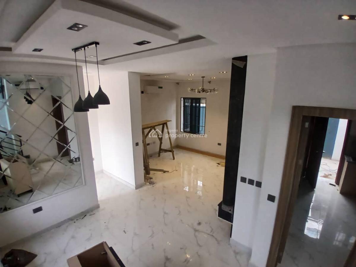 4 bedroom terraced duplex for sale