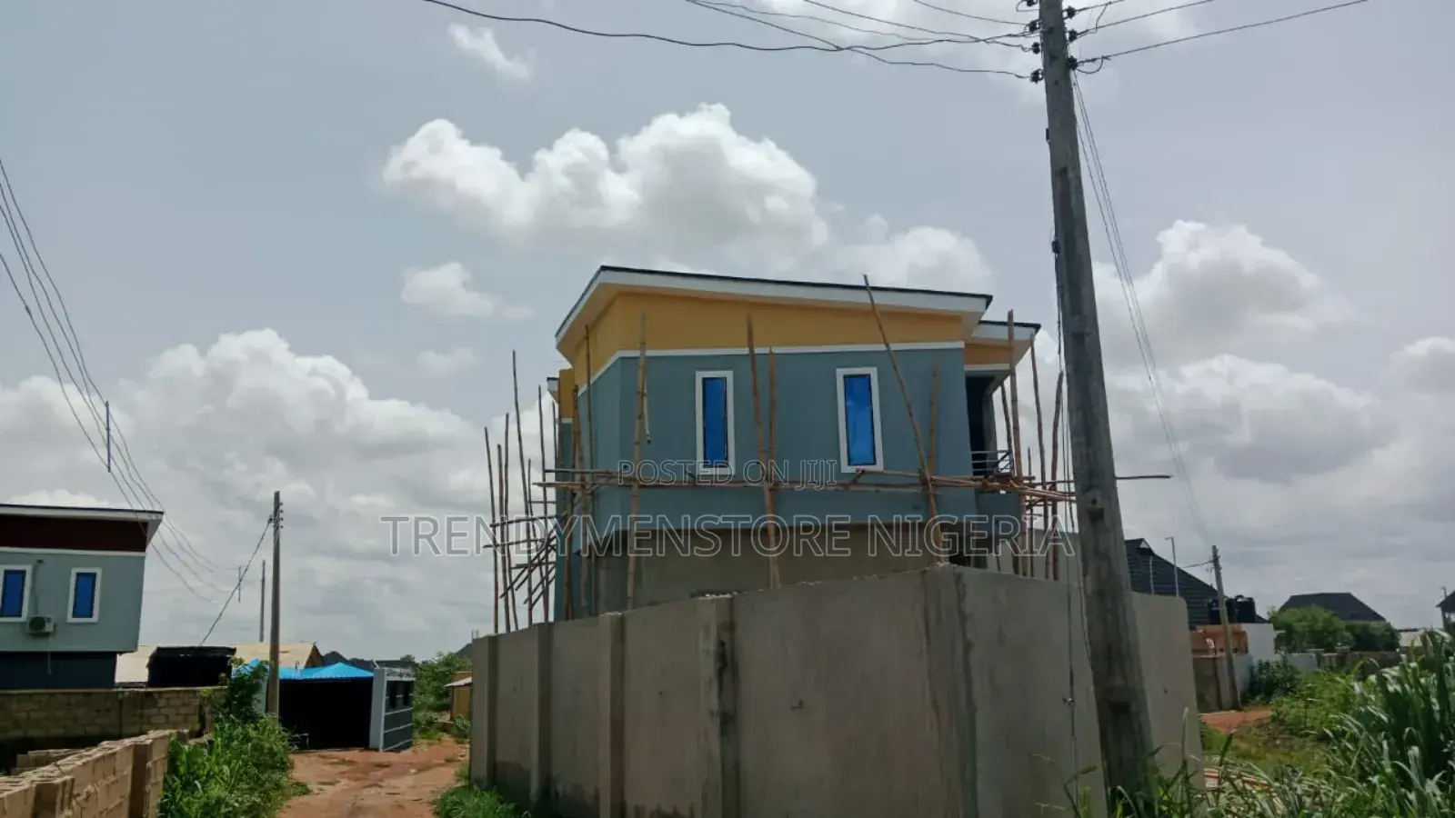 4bdrm Duplex in Laderin Housing, Abeokuta South for Sale