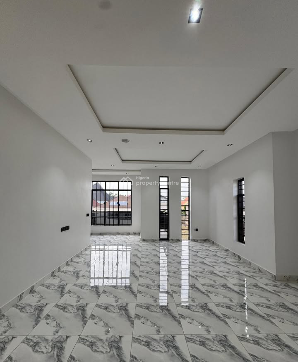 5 bedroom detached duplex for sale