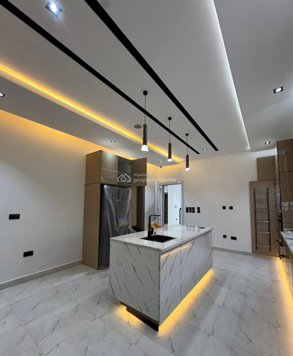 5 bedroom detached duplex for sale