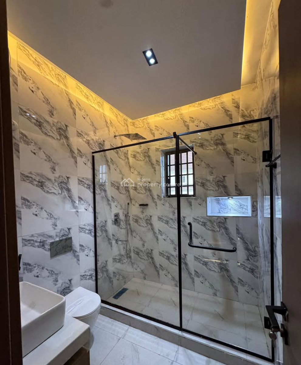 5 bedroom detached duplex for sale