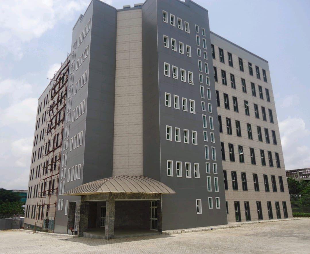 HOTEL FOR URGENT SALE IN THE HEART OF ABUJA TOWN