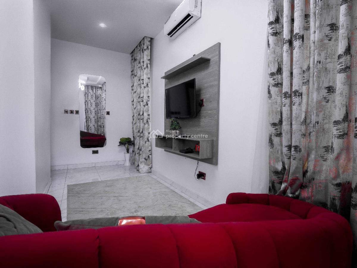 5 bedroom detached duplex short let