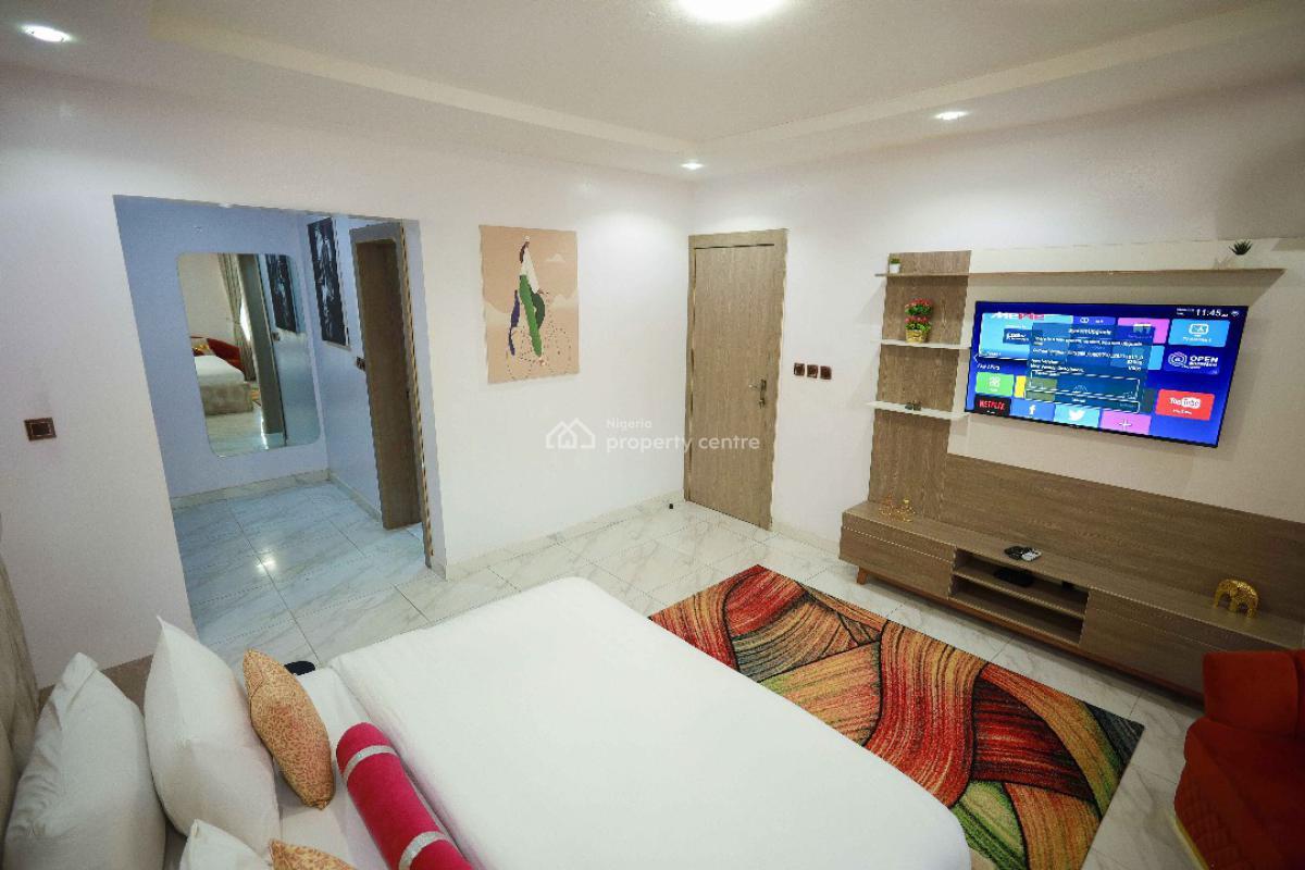 5 bedroom detached duplex short let