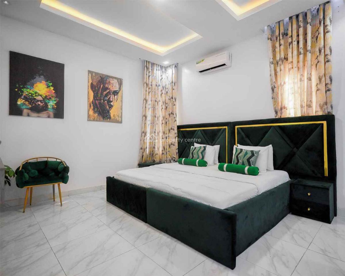 5 bedroom detached duplex short let