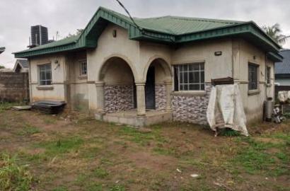 Modern Built 3 Bedrooms Detached Bungalow With Rooms Ensuite