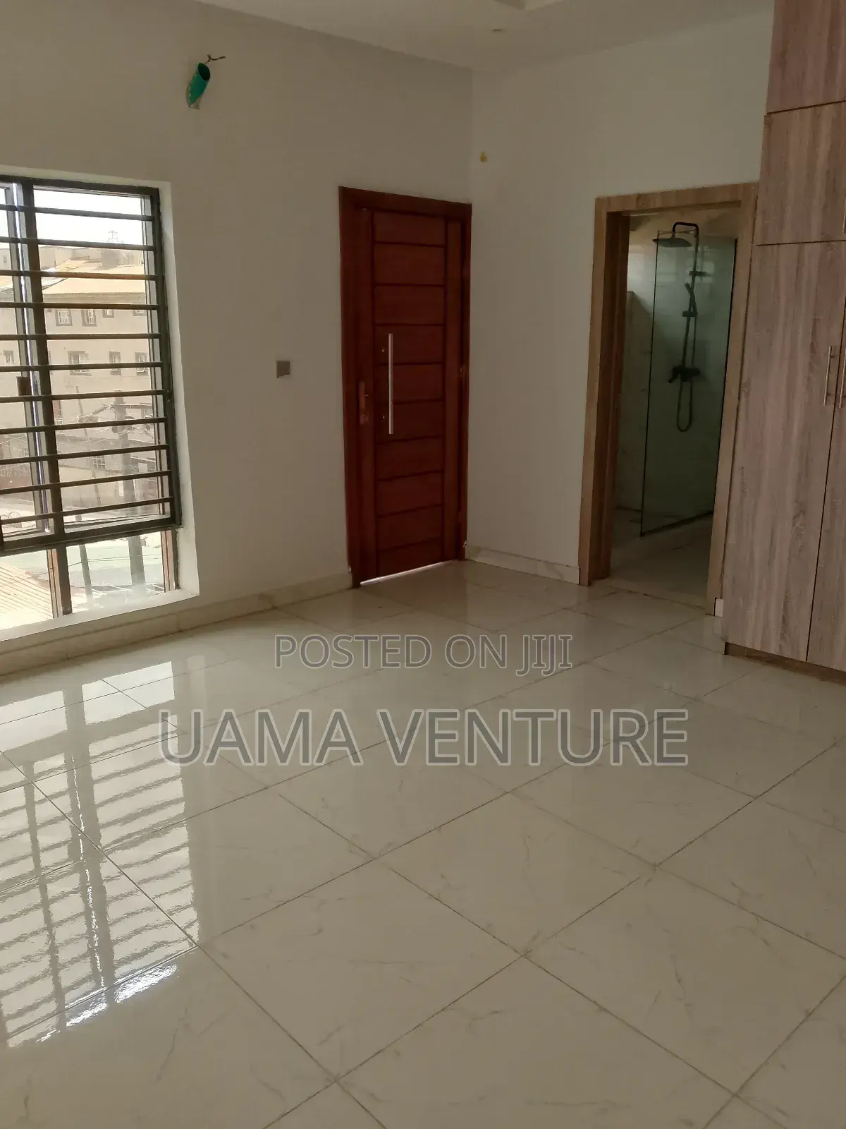 3bdrm Townhouse/Terrace in Lekki for sale