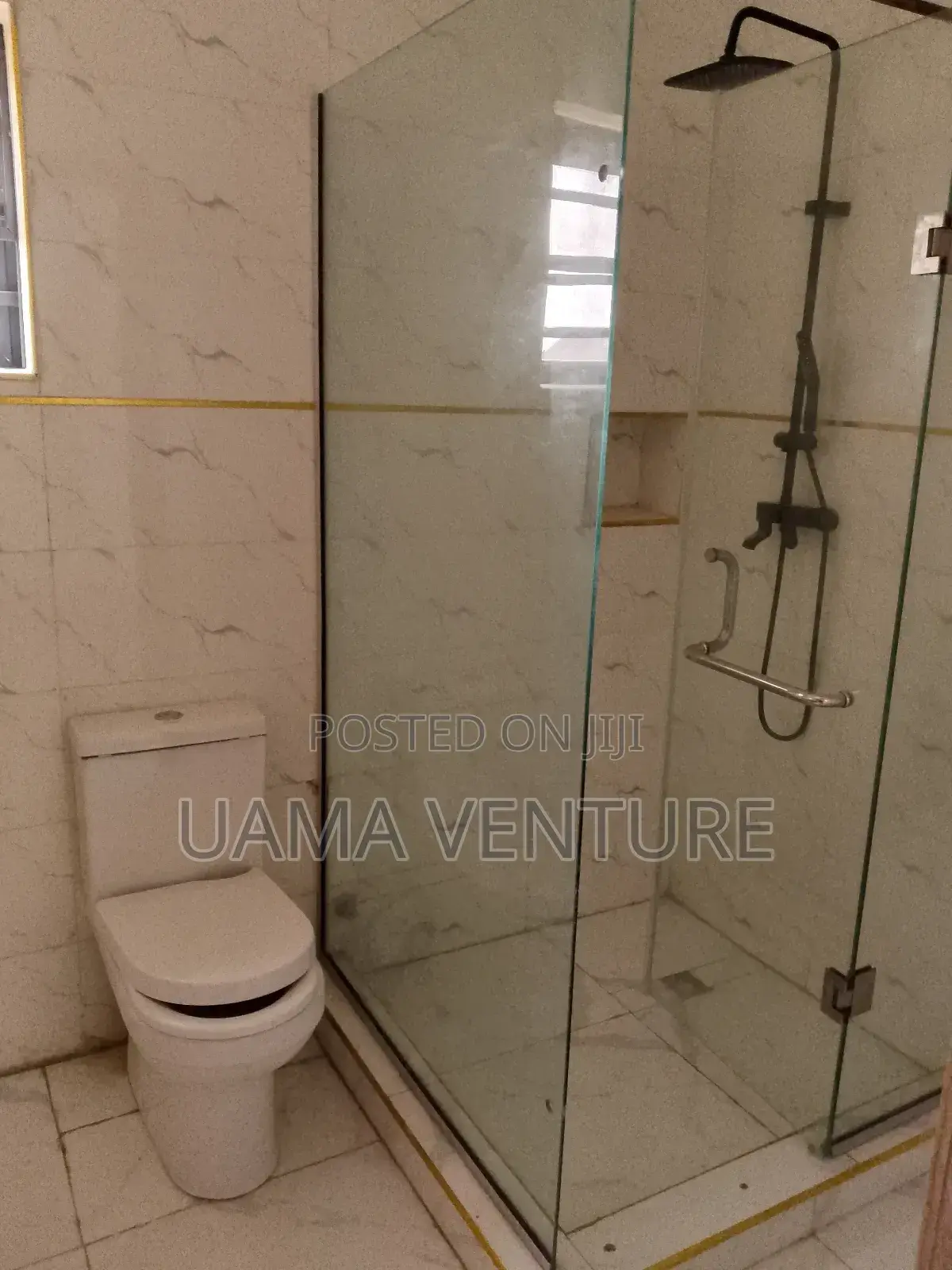 3bdrm Townhouse/Terrace in Lekki for sale
