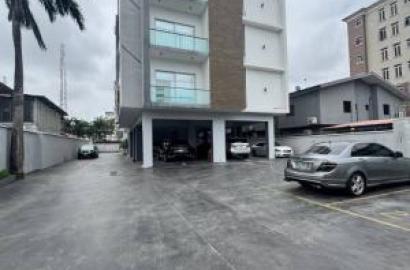 Fully Service Brand New 3bedroom Flat With Fitted Kitchen, Amenities