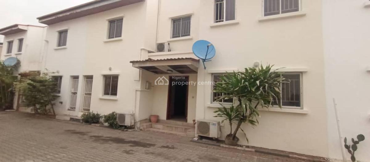 3 bedroom terraced duplex for sale