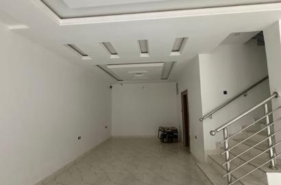 EXTREMELY SPACIOUS 2-BEDROOM FLAT ON THE 2ND FLOOR FOR SALE IN JAHI BY GILMOR