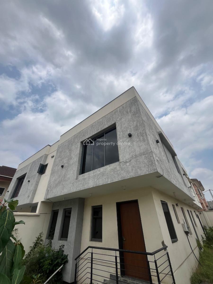 4 bedroom detached duplex for rent
