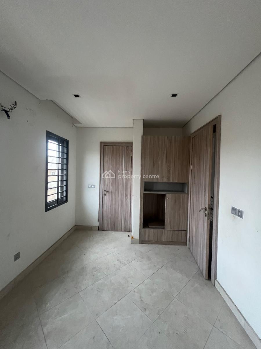 4 bedroom detached duplex for rent