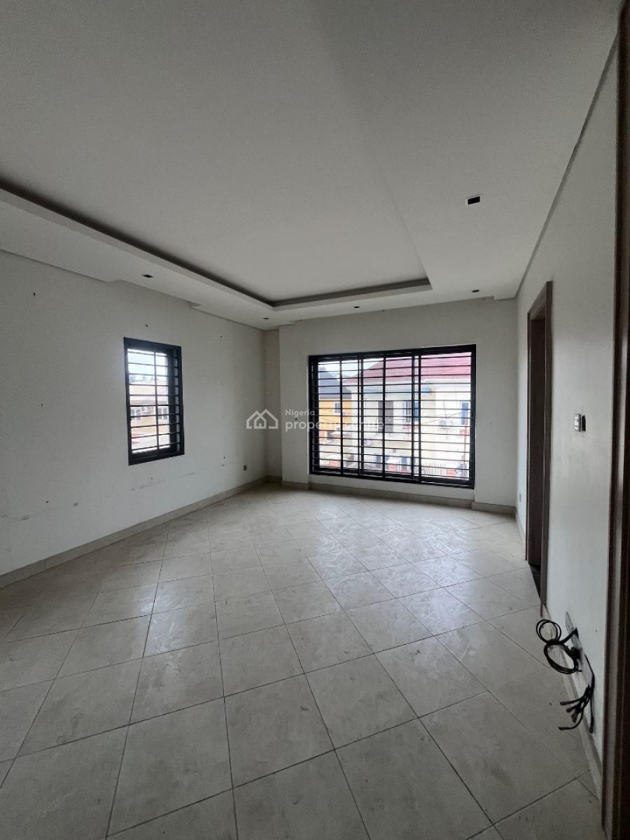 4 bedroom detached duplex for rent