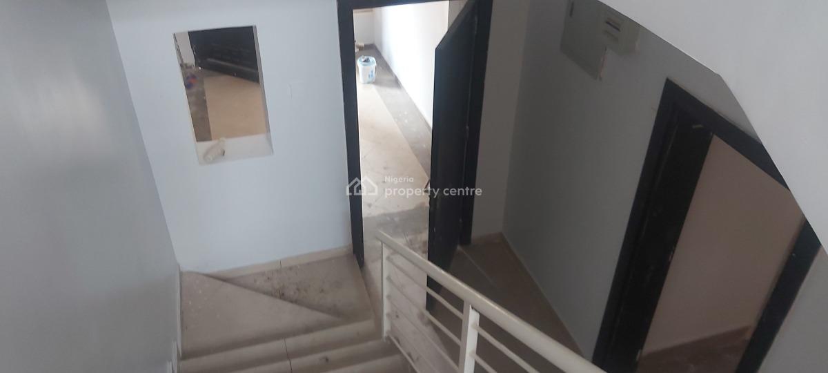 Massive 4 Bedrooms Duplex On 2 Plots