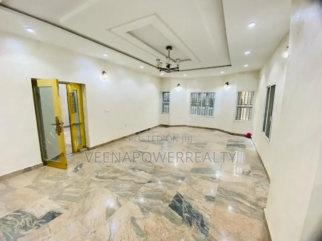5bdrm Duplex in Life Camp for rent