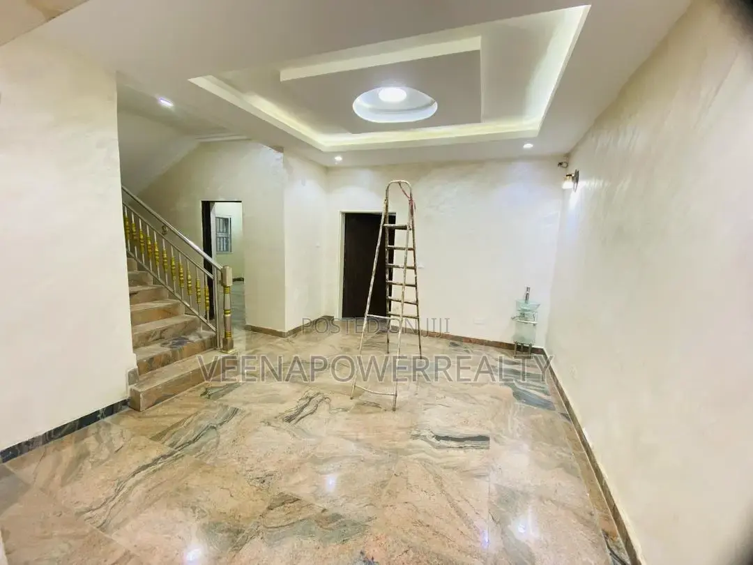 5bdrm Duplex in Life Camp for rent