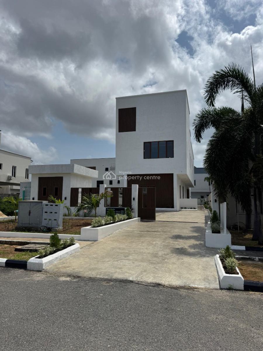 4 bedroom detached duplex for sale