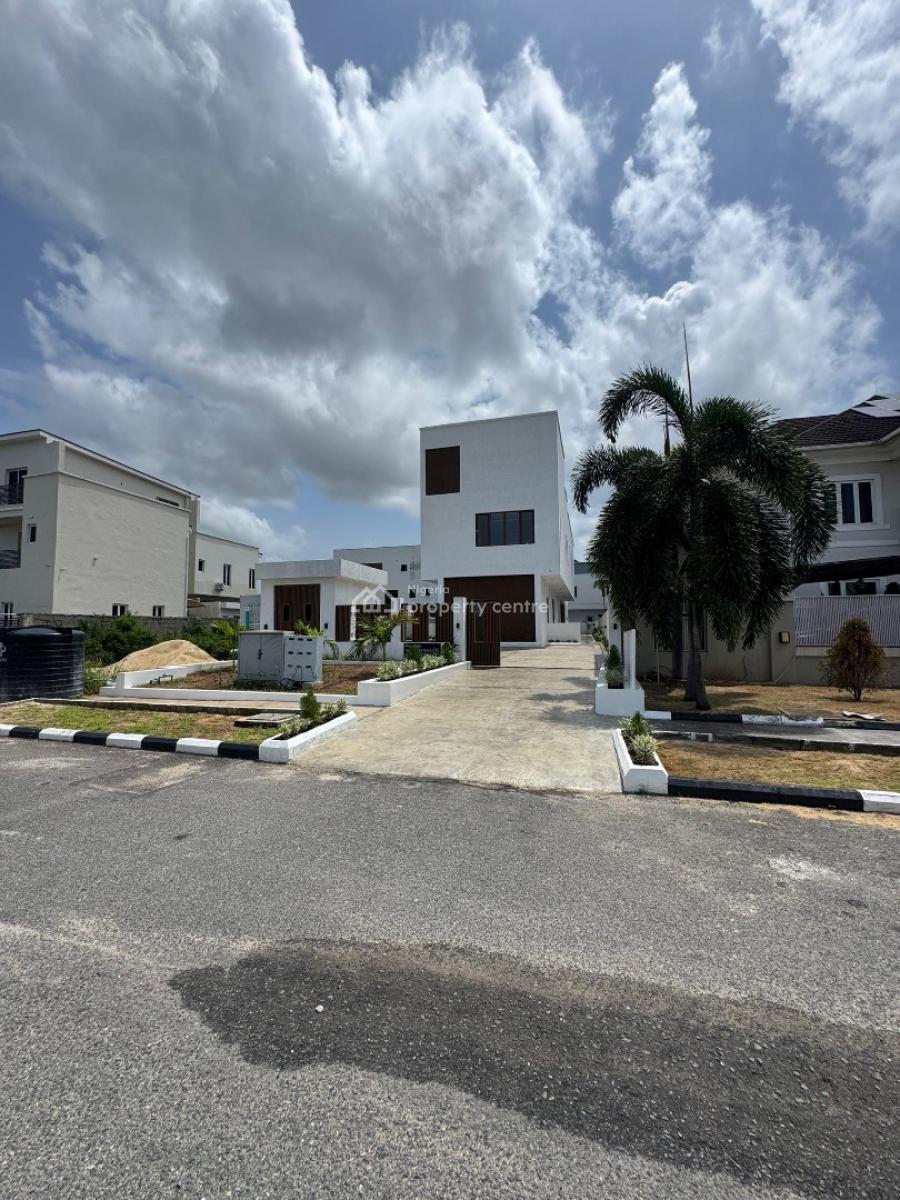 4 bedroom detached duplex for sale