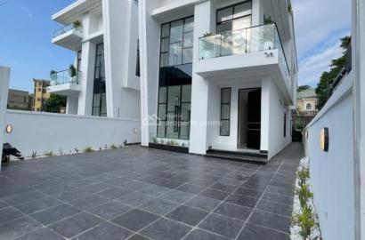 5 bedroom detached duplex for sale