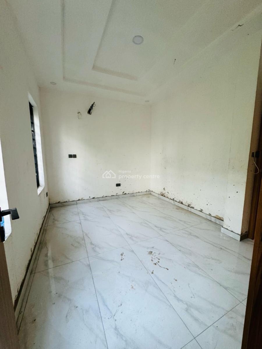 4 bedroom terraced duplex for sale