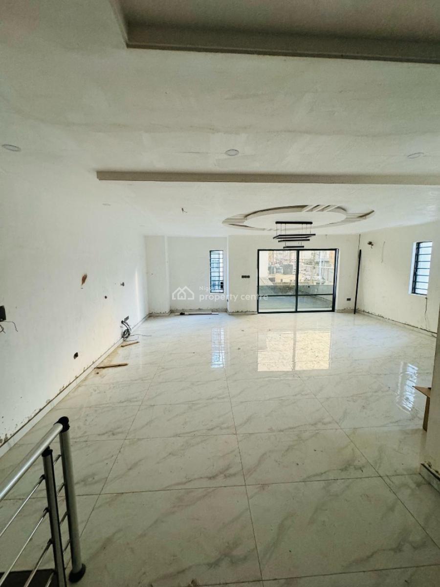 4 bedroom terraced duplex for sale