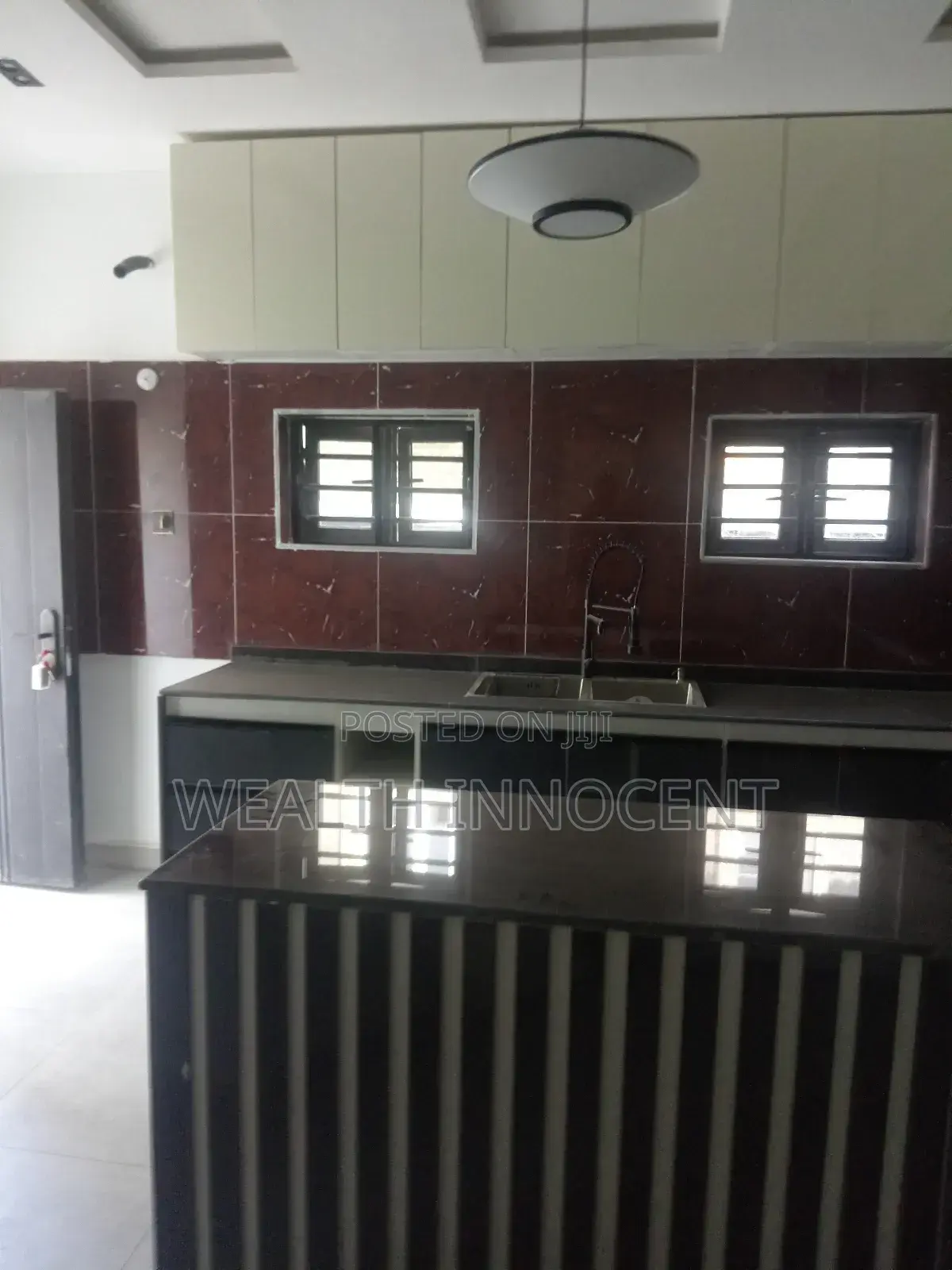 5bdrm Duplex in Lokogoma for sale
