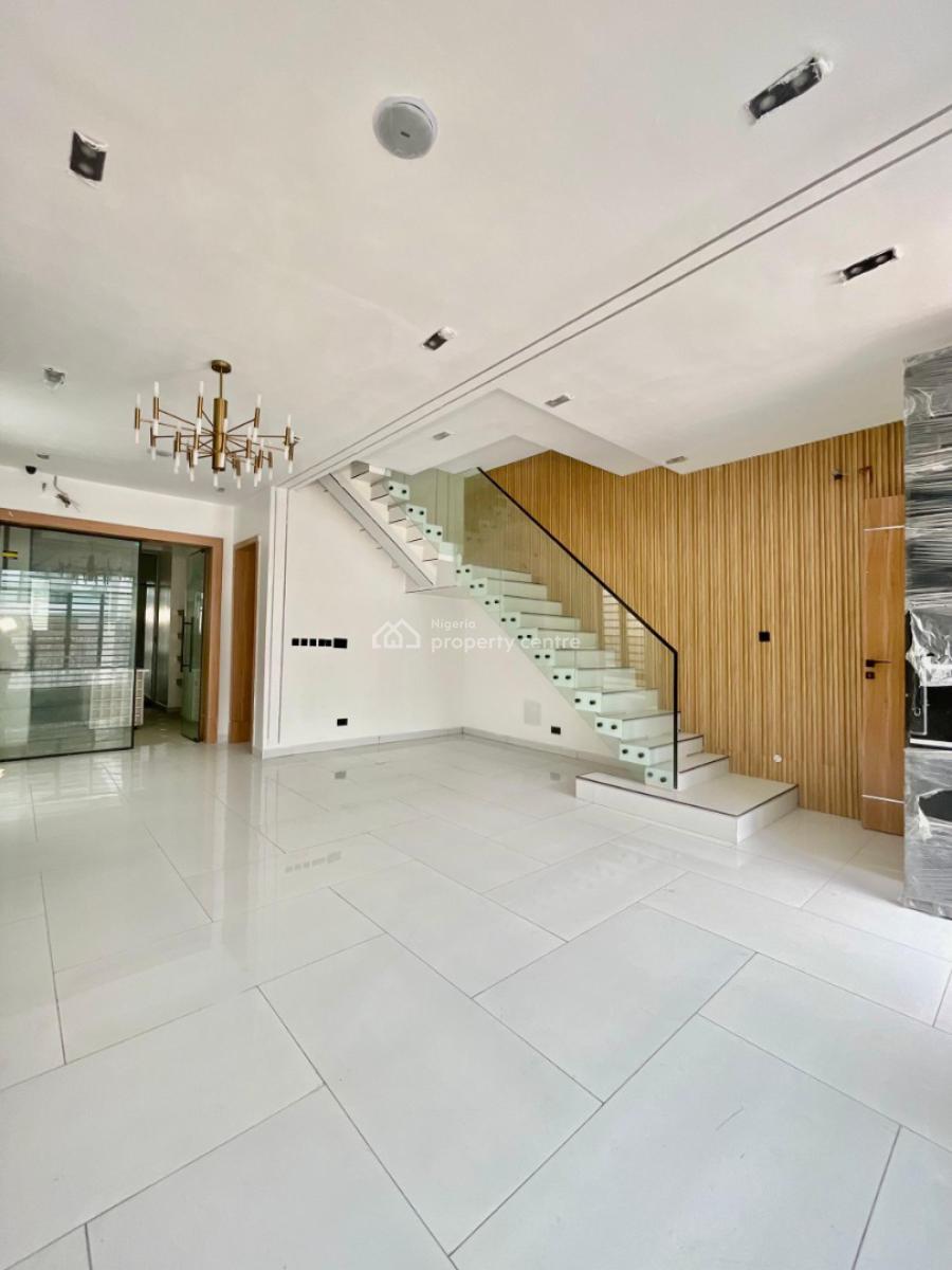 4 Bedroom Fully Detached Duplex With Bq