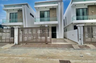 4 Bedroom Fully Detached Duplex With Bq