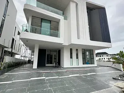 Premium Detached duplex for sale  Magnificent Luxury 6 Bedroom Fully Detached Duplex with BQ, Elevator Osapa London, Lekki, Lagos