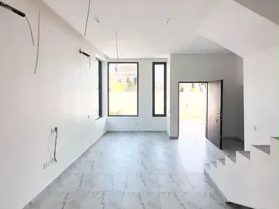 Semi-detached duplex for sale  Prestigious 4-Bedroom Semi-Detached Duplex with BQ in a Prime Location Lekki Phase 1, Lekki, Lagos