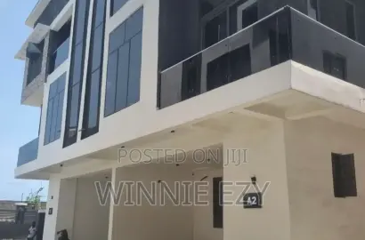 5bdrm Duplex in Jadewood Garden,, Sangotedo for sale