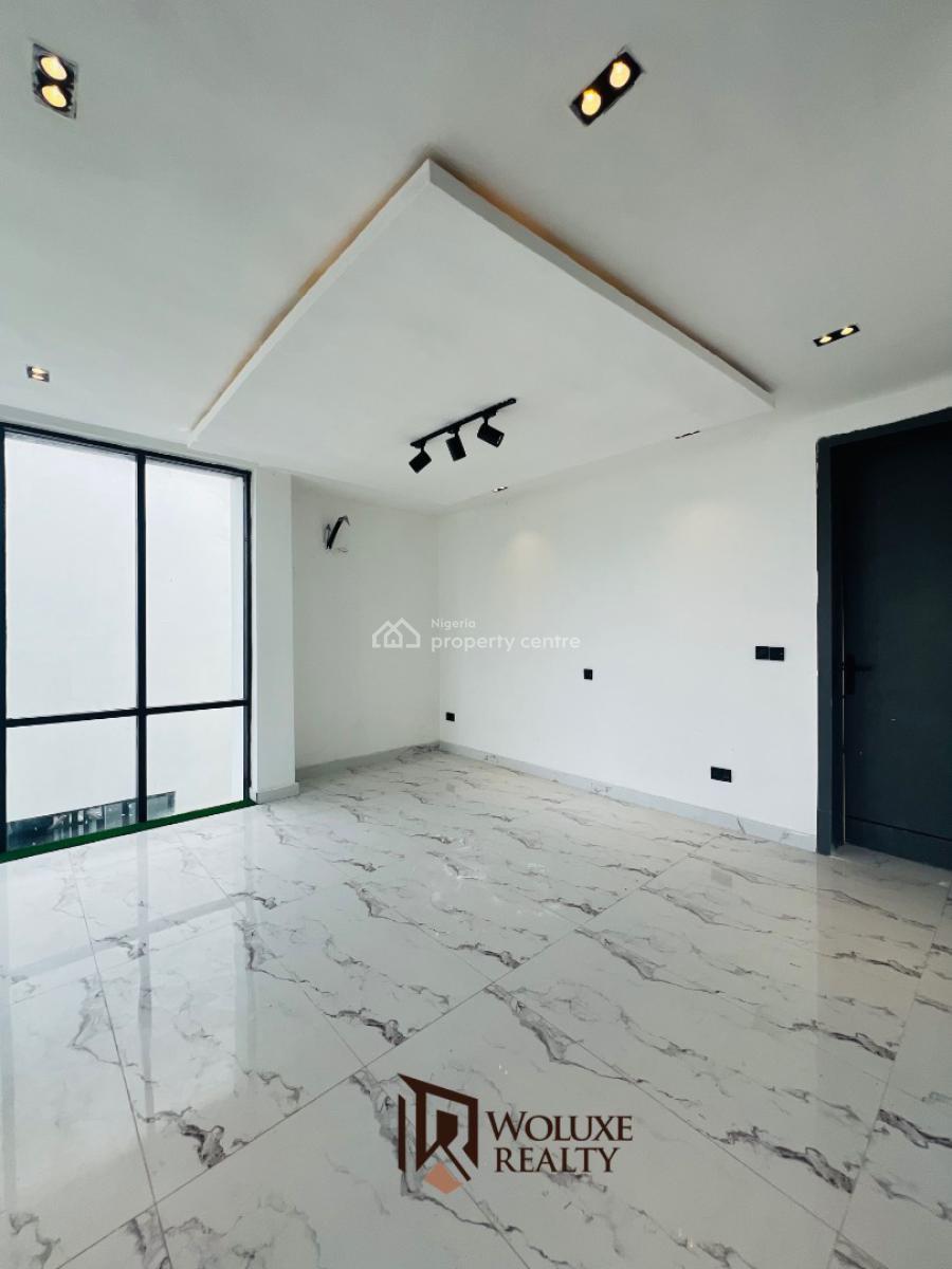 5 bedroom detached duplex for sale