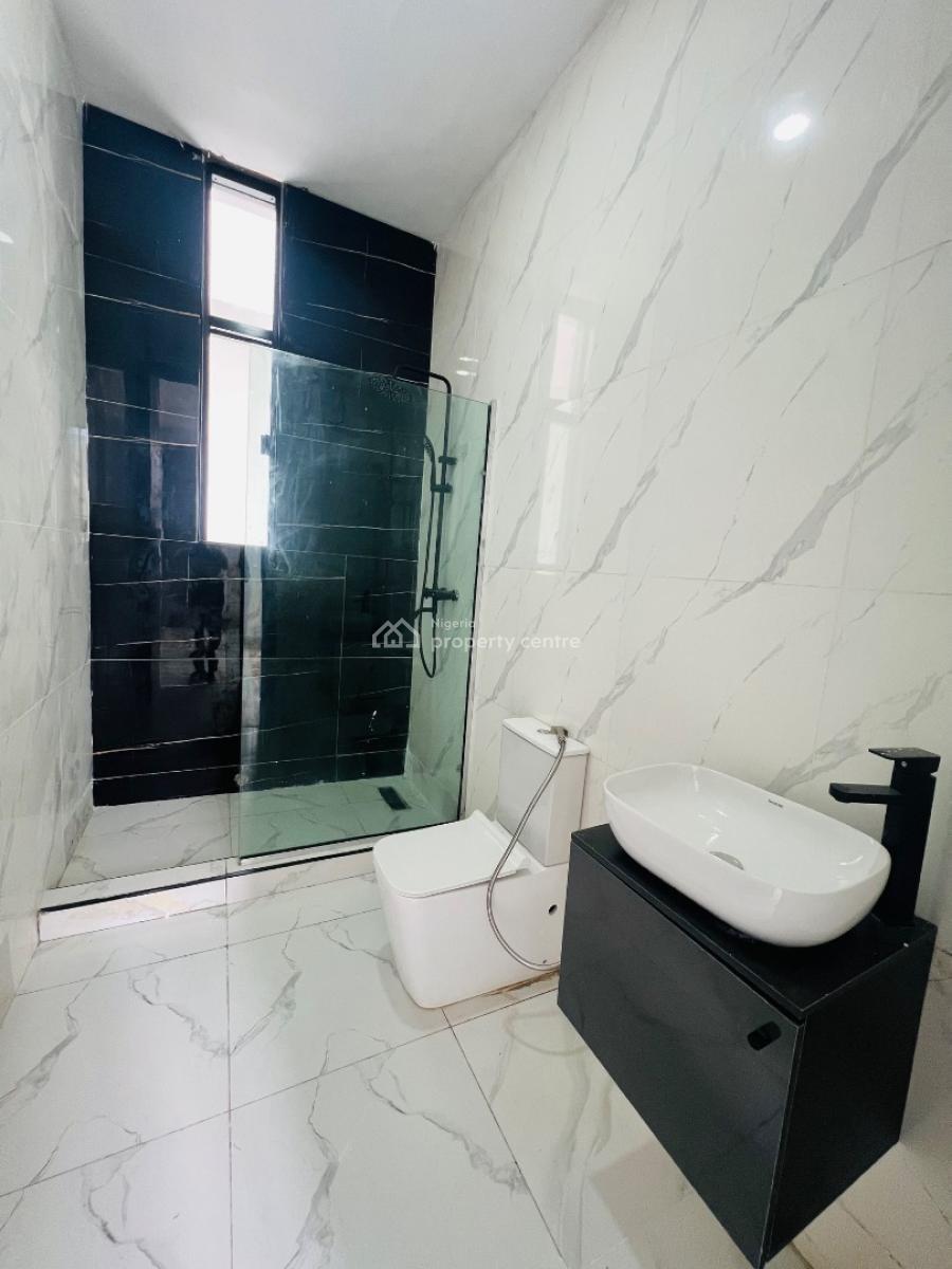 5 bedroom detached duplex for sale