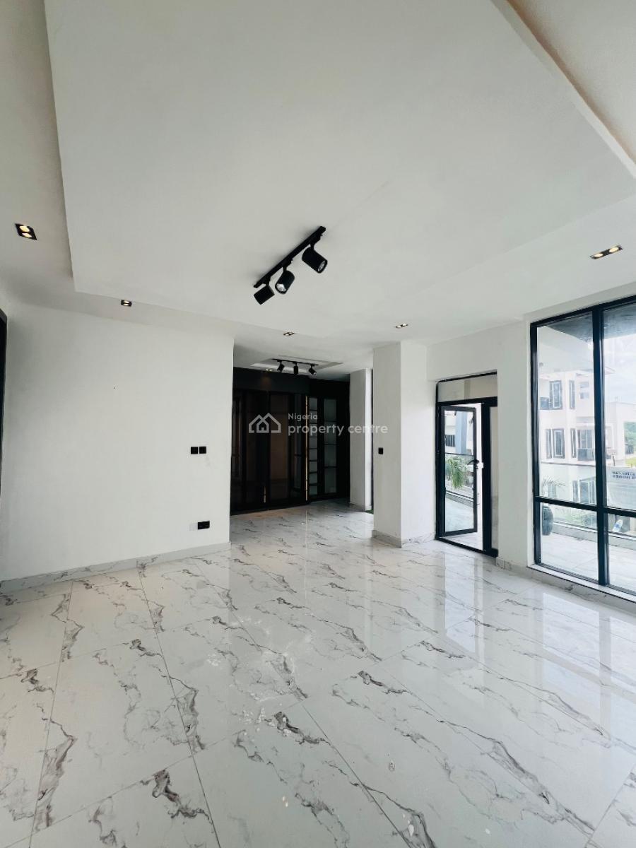 5 bedroom detached duplex for sale