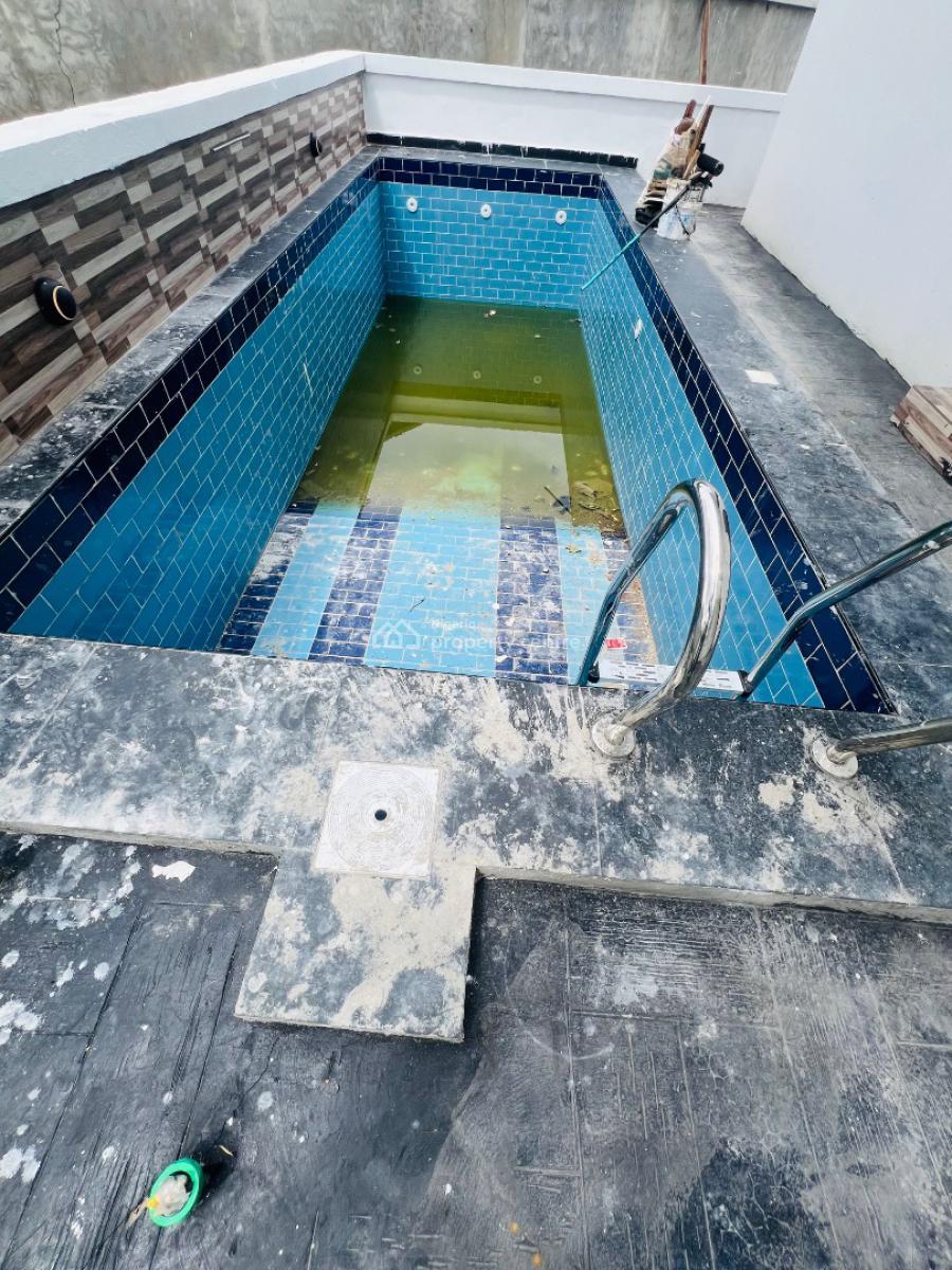 5 bedroom detached duplex for sale