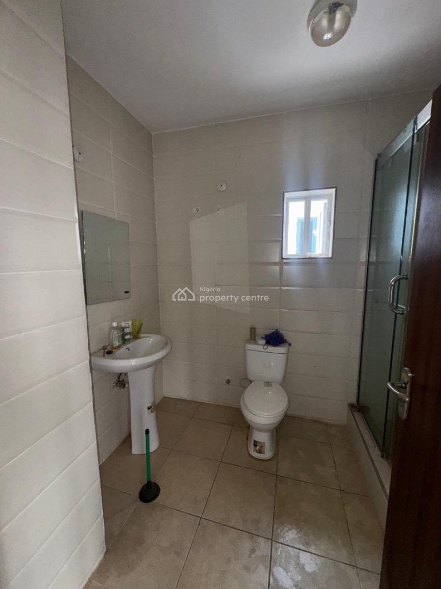3 bedroom semi-detached duplex for rent