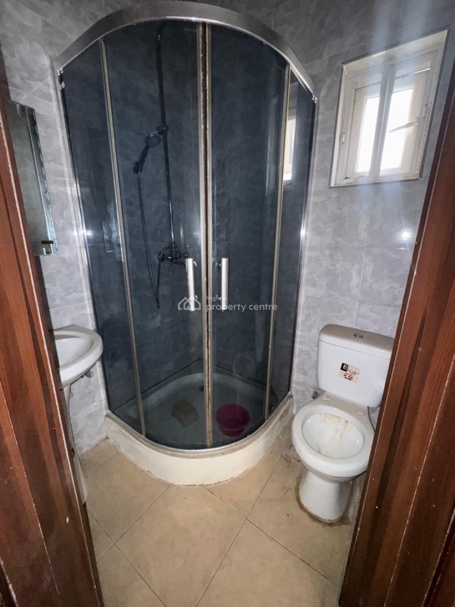 3 bedroom semi-detached duplex for rent