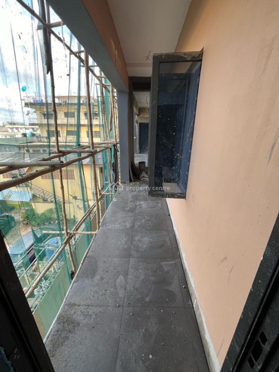 3 bedroom flat / apartment for sale